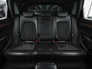 Audi  18