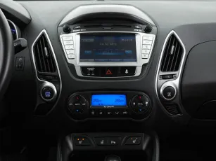 Hyundai  13