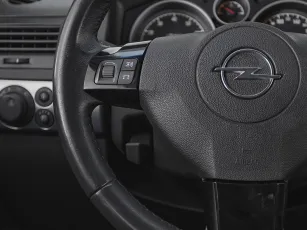 Opel  11