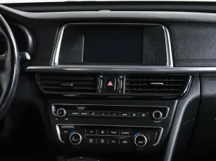 Kia  13