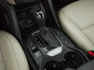 Hyundai  12