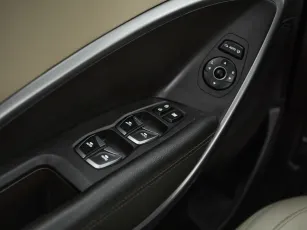 Hyundai  18