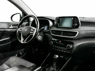 Hyundai  7