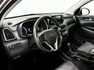Hyundai  9