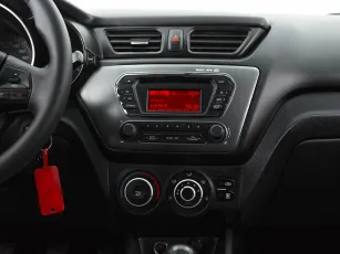 Kia  14