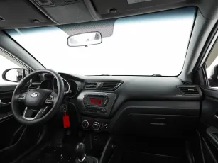Kia  8
