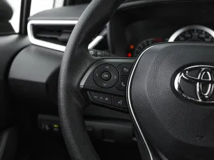 Toyota  16