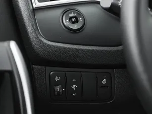 Kia  15