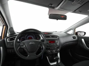 Kia  8