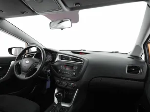 Kia  9