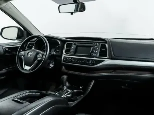 Toyota  5