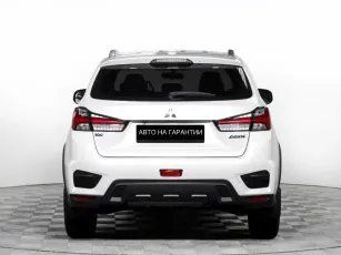 Mitsubishi  4