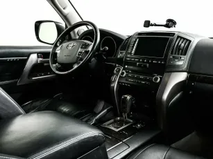 Toyota  6