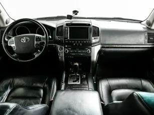 Toyota  7