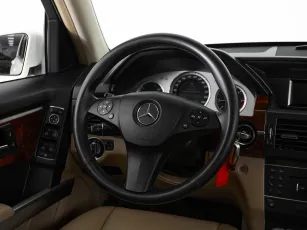 Mercedes-Benz  19