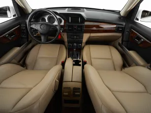 Mercedes-Benz  8