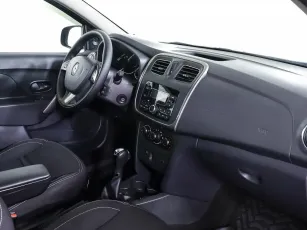 Renault  9