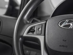 Hyundai  11