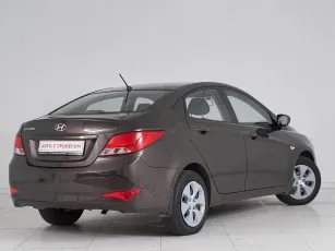 Hyundai  6