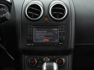 Nissan  13