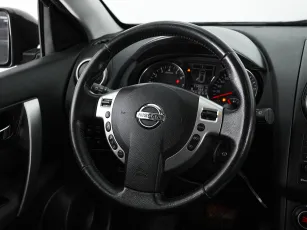 Nissan  14