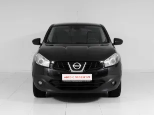 Nissan  2