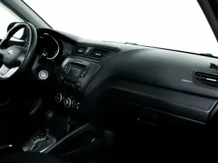 Kia  7