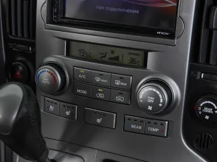 Hyundai  16