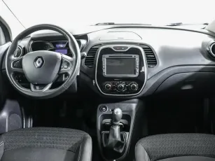 Renault  6