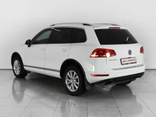 Volkswagen  4