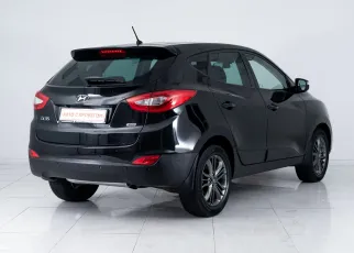 Hyundai  4