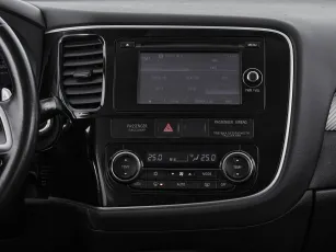 Mitsubishi  12