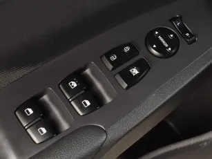 Hyundai  8
