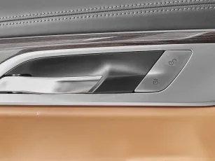 BMW  18