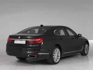 BMW  6