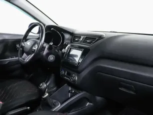 Kia  5