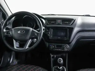 Kia  7