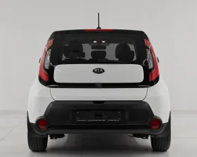 Kia  5