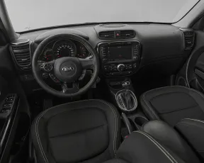 Kia  7