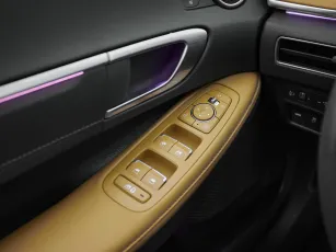 Hyundai  13