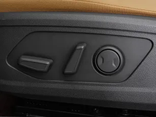 Hyundai  23