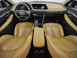 Hyundai  8