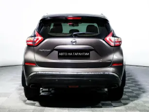 Nissan  4