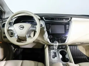 Nissan  7