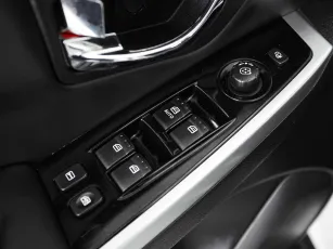 SsangYong  12