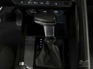 Hyundai  15
