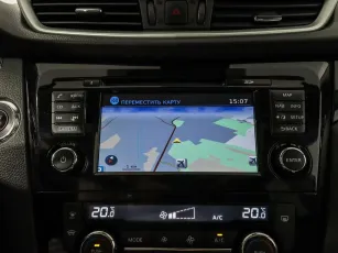 Nissan  10