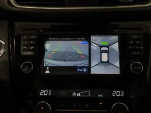 Nissan  11