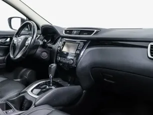 Nissan  6