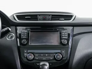 Nissan  9